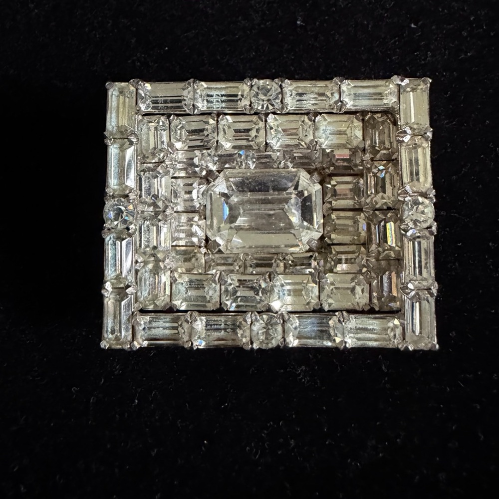 Vintage Kramer of New York Art Deco Brooch